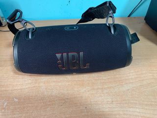 altavoces JBL extreme 3