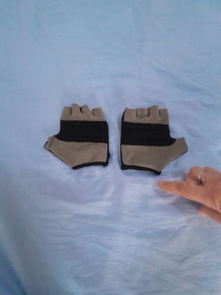 Guantes gimnasia talla xs.