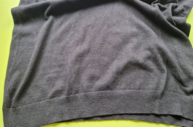 Jersey hombre color negro Guess