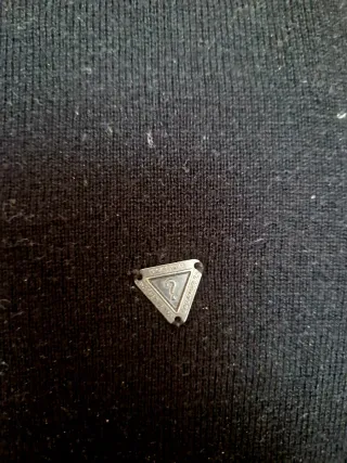 Jersey hombre color negro Guess