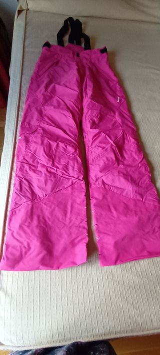 Traje de nieve completo con botas, guantes y termi