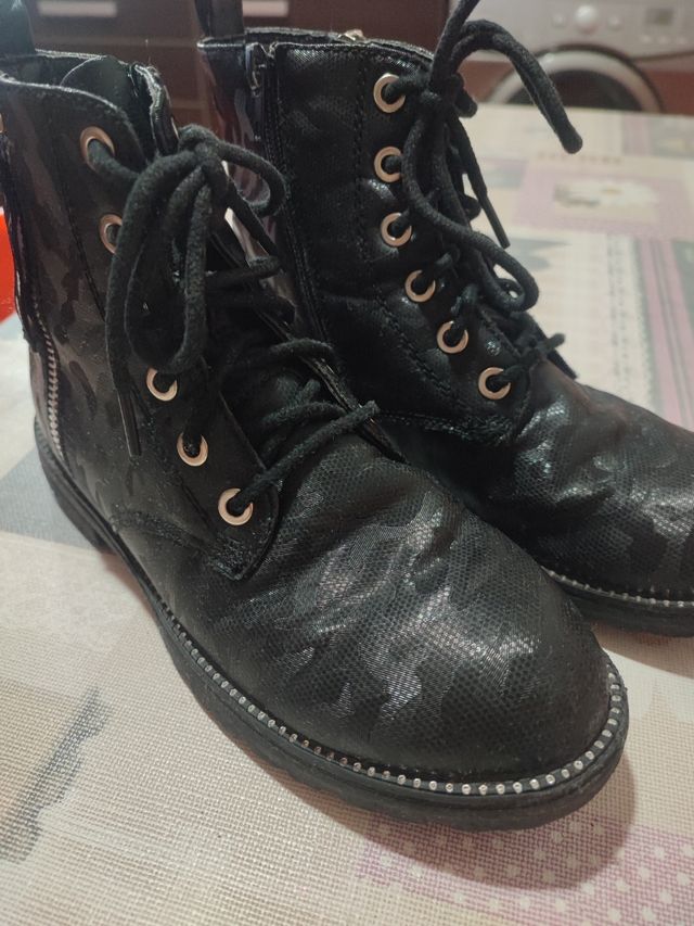 Botas negras 35 niña