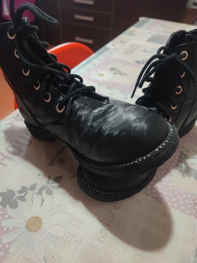 Botas negras 35 niña