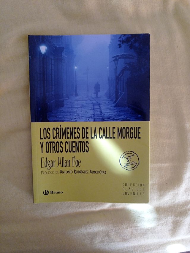 "Crímenes en la calle morgue y otros cuentos".