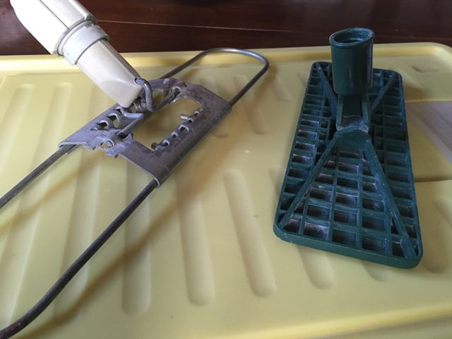 Set spazzolone e spazzolone per mocio