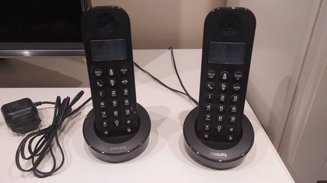 Pareja de teléfonos inalámbricos philips