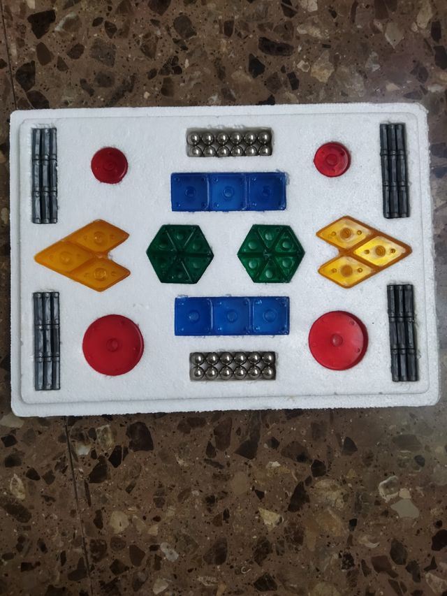 Juego magnético de construcción