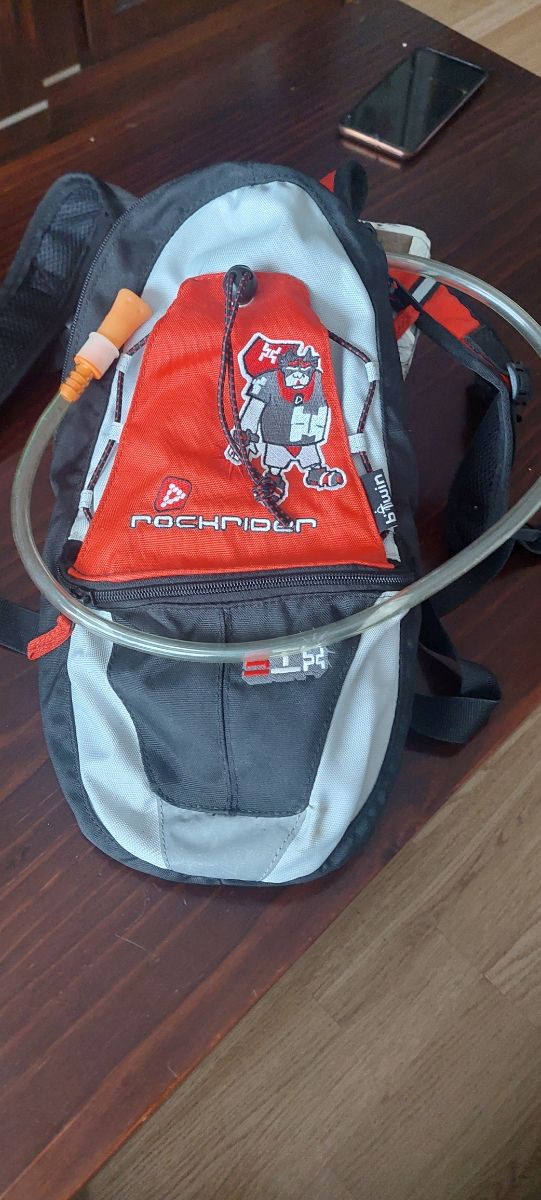 Mochila HIDRO niño. 1L.