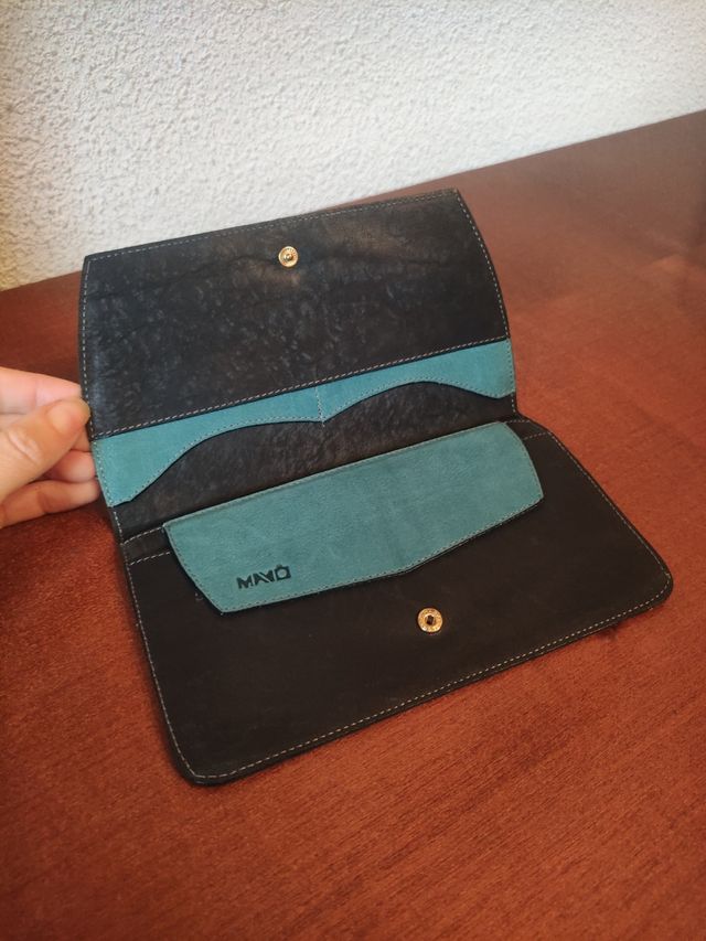 Cartera de piel