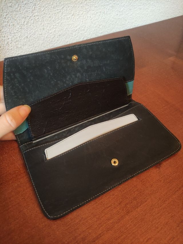 Cartera de piel