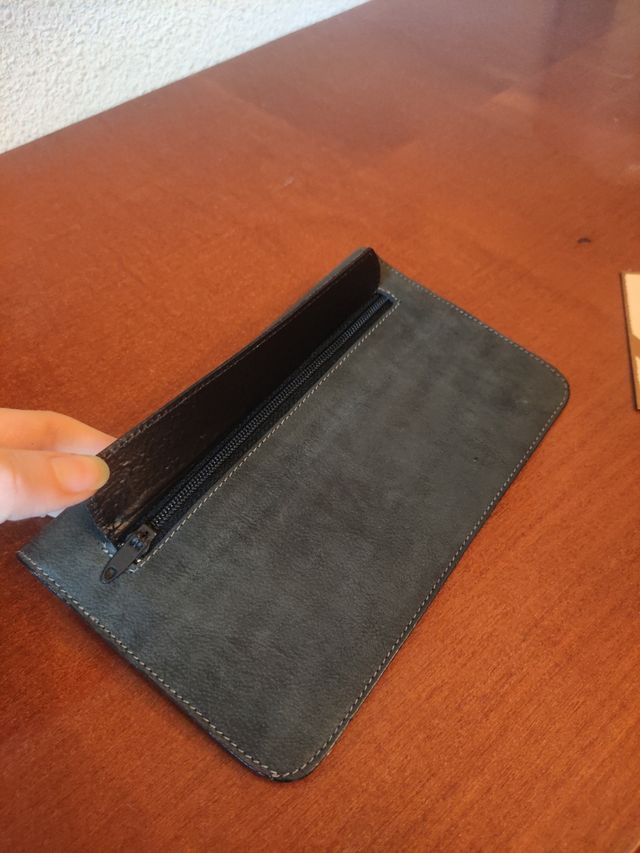 Cartera de piel