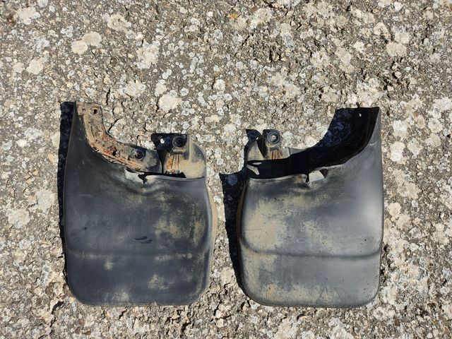 Toyota 4 runner. FALDILLAS DELANTERAS