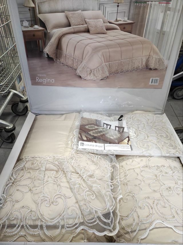 Trapunta matrimoniale scatolato +2 cuscini +tris c