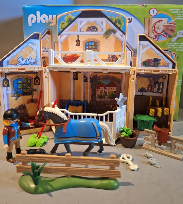 PLAYMOBIL MALETIN COMPLETO ESTABLO REF. 5418