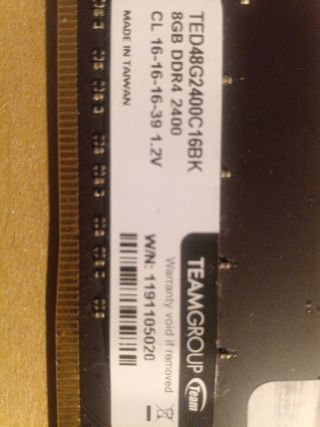 Modulo memoria RAM DDR4 8GB  2400 Mhz