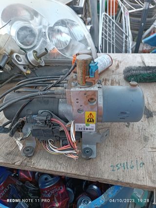 Repuestos Renault Megan descapotable