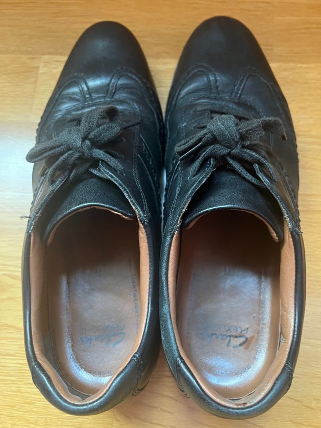 Zapatos Clarks 41
