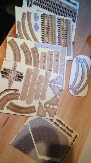 Maqueta Colisseo desmontada