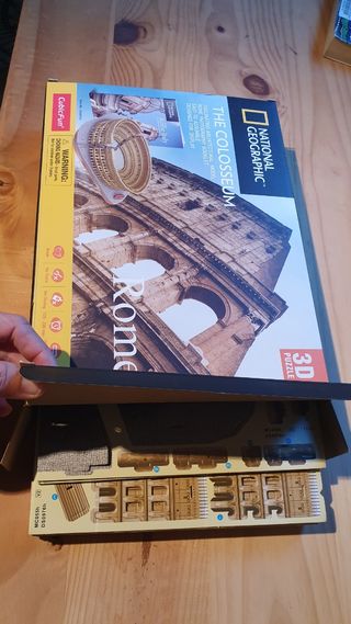 Maqueta Colisseo desmontada