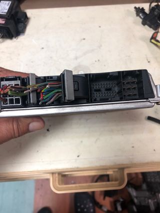 Centralita motor bosch a6121531279