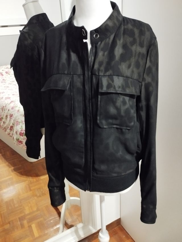 Cazadora gasa Animal Print