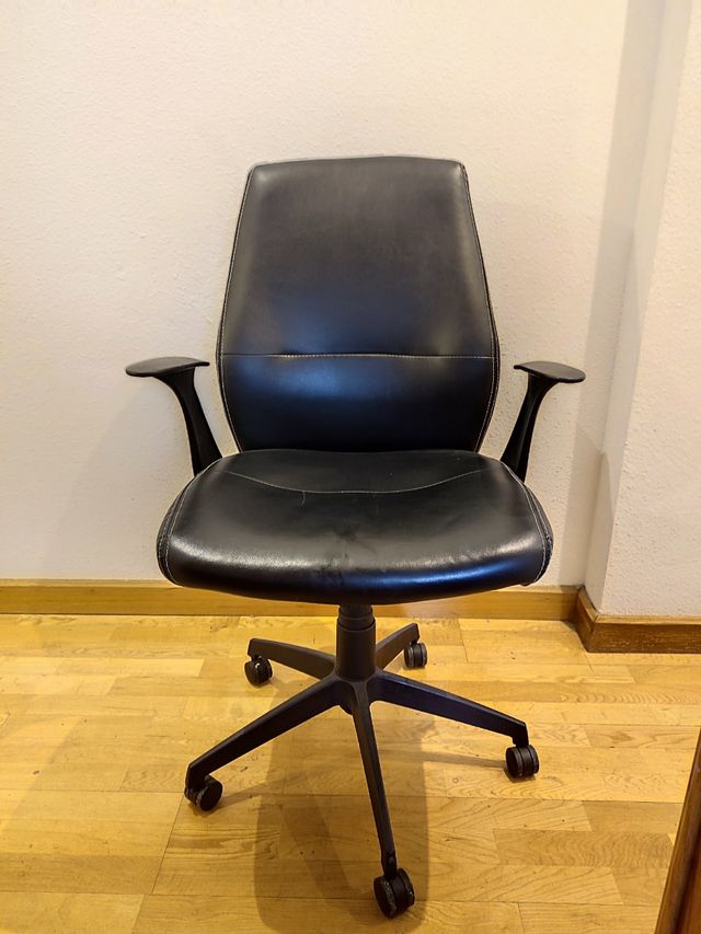 Silla ruedas de despacho