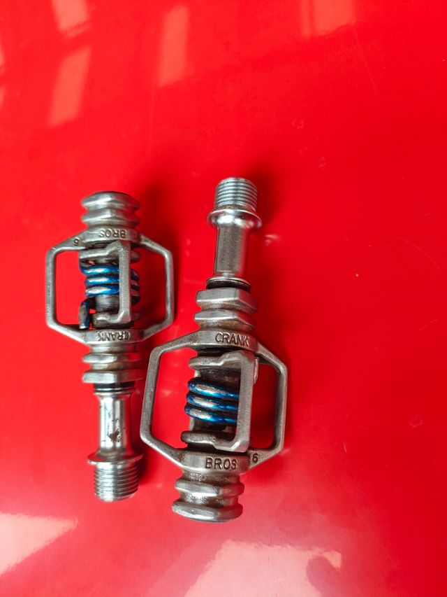 Pedales automáticos crank brothers