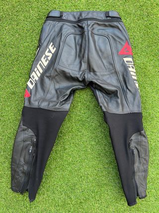 Mono dainese dos piezas 