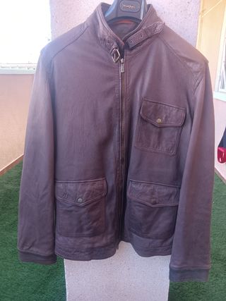 Cazadora de piel Massimo Dutti. talla L/40