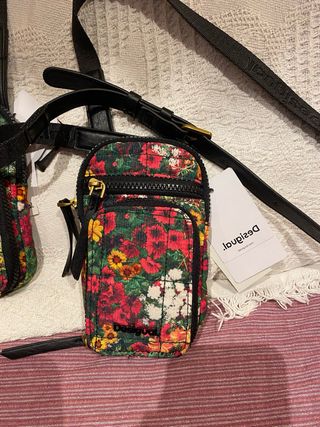 Bolso para Mòvil DESIGUAL. SIN ESTRENAR. ETIQUETA.