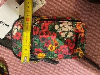 Bolso para Mòvil DESIGUAL. SIN ESTRENAR. ETIQUETA.