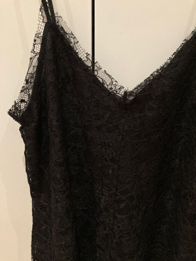 Vestido mini blonda negro