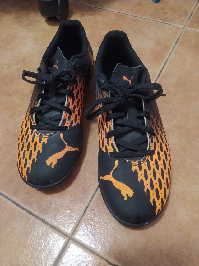 Zapatillas futbol medio taco Puma