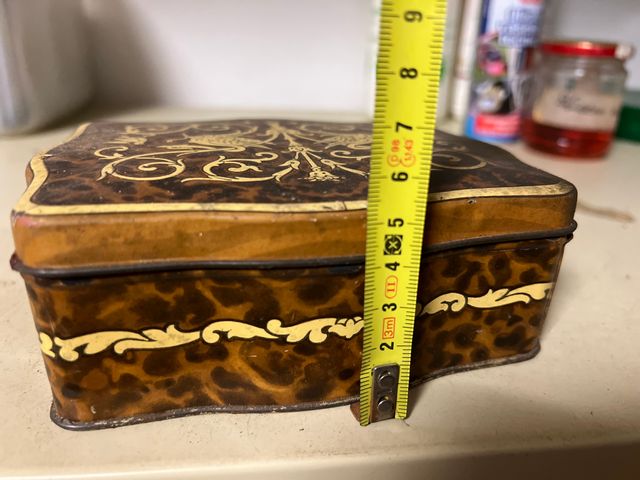 SCATOLA IN LATTA VINTAGE