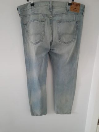 Pantalón Hollister Roto