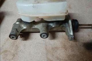 bomba freno Ford Escort mk3,XR3,Turbo