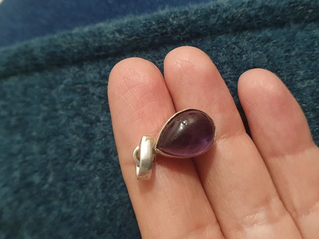 Colgante de plata con amatista.
