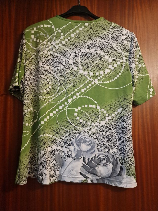 Maglietta Verde e Bianca