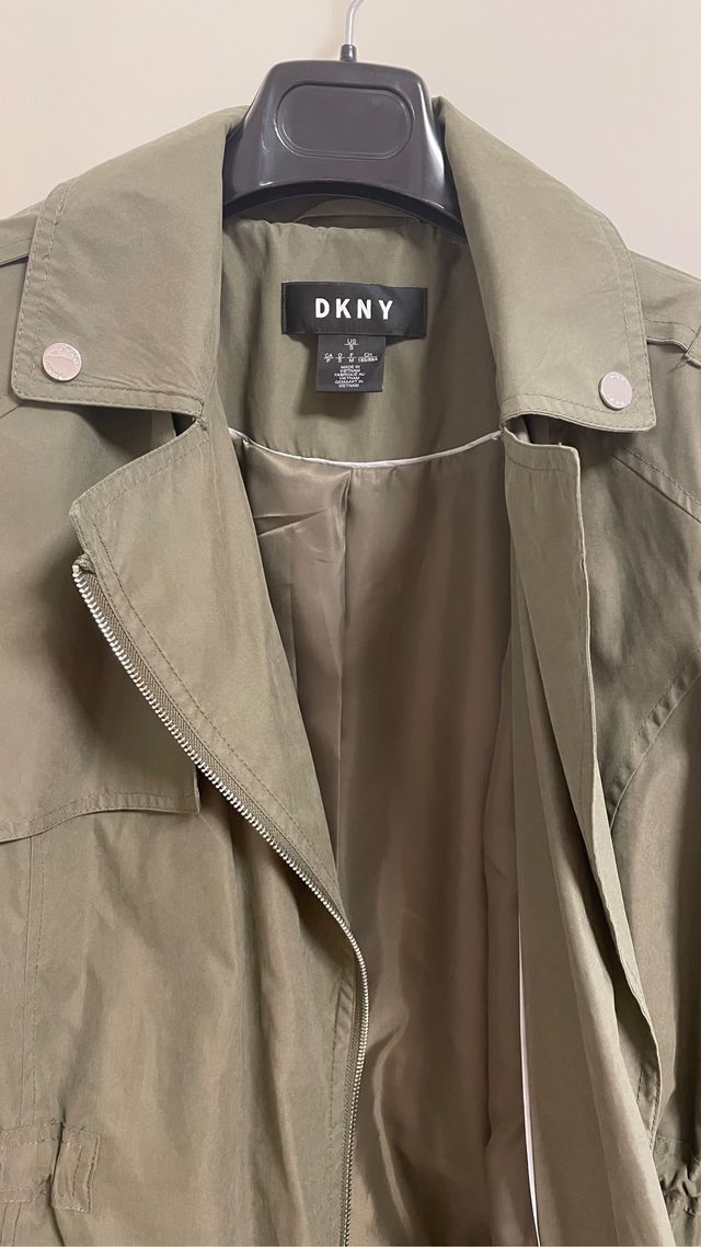 Gabardina mujer DKNY