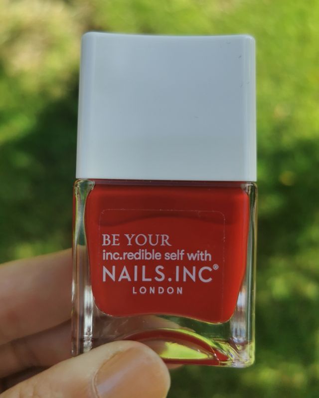 Smalto Rosso Nails Inc London