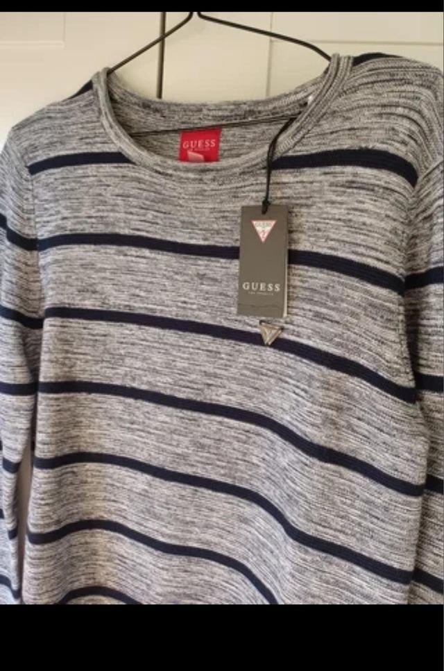 Jersey fino hombre Marca Guess