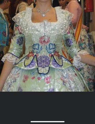 Traje de fallera