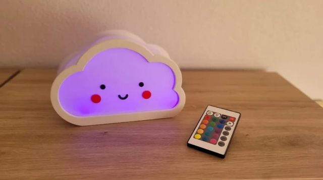 Nube luz quitamiedos infantil