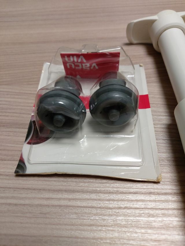 Estrattore di aria per bevande