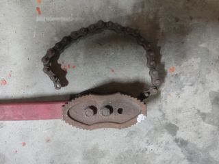 Llave aprieta tuberías de cadena