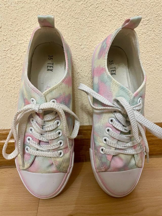 Zapatilla tipo Converse n° 35