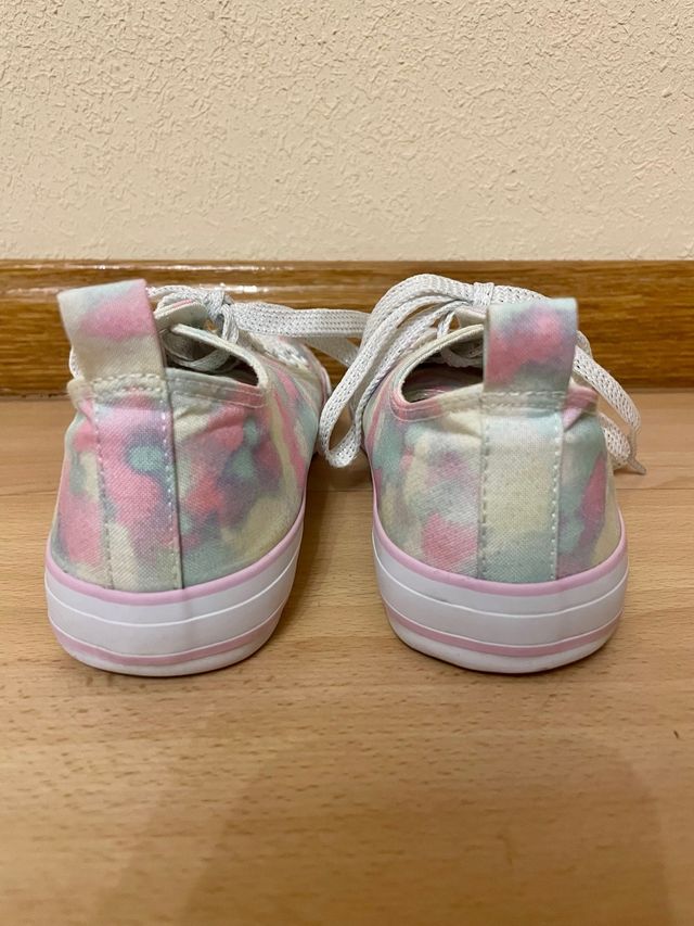 Zapatilla tipo Converse n° 35