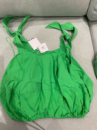 Top Zara verde Talla S
