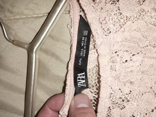 VESTIDO BORDADO ZARA