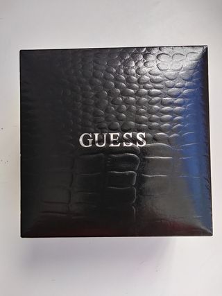 Reloj "Guess"
